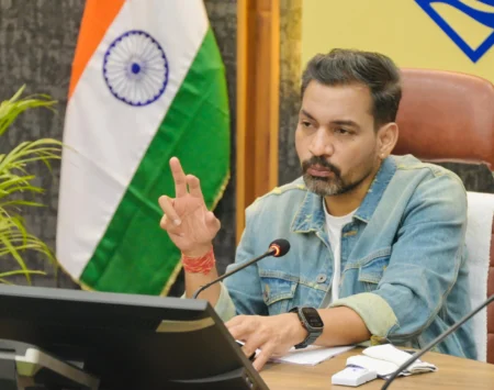 मानसून से पहले सभी प्राथमिकता वाले कार्य 7 जून तक पूर्ण करें- डीएम