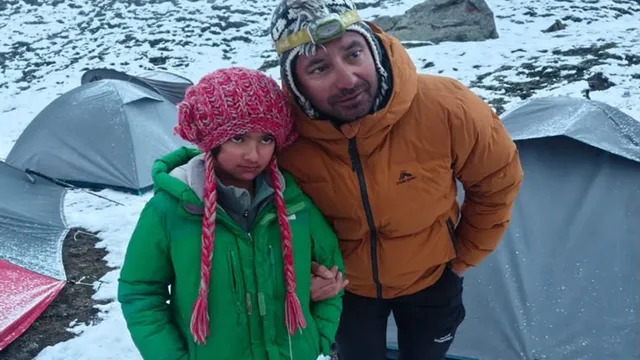 मां-पापा के सपनों को दी नई उड़ान, 8 साल की नंदा ने गौरा माउंटेन पर रचा इतिहास