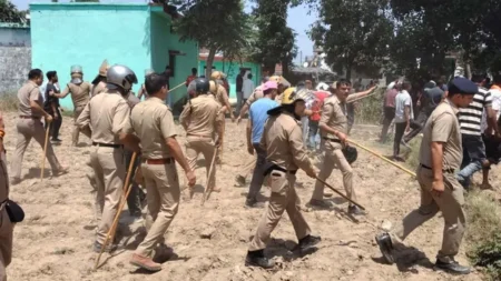 देहरादून में भाजपा नेता की हथौड़े से हत्या, गांव में भड़का बवाल; आरोपियों के घरों पर चला बुलडोजर