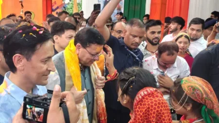 मुख्यमंत्री पुष्कर सिंह धामी ने टनकपुर से दिखाई मानसरोवर यात्रा 2026 को हरी झंडी, 51 यात्रियों का पहला दल रवाना; शारदा तटबंध परियोजना का भी होगा शिलान्यास