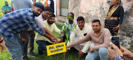 हरेला पखवाड़े में सेवा संकल्प फाउंडेशन का हरित संकल्प: गीता धामी के नेतृत्व में वृक्षारोपण एवं पौध वितरण