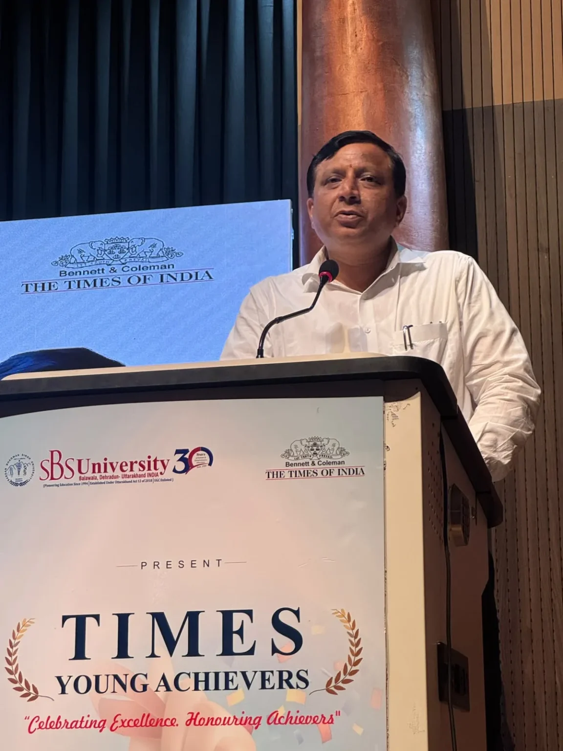 सफलता का आधार केवल अंक नहीं, चरित्र और संस्कार भी जरूरी : डीजी सूचना बंशीधर तिवारी