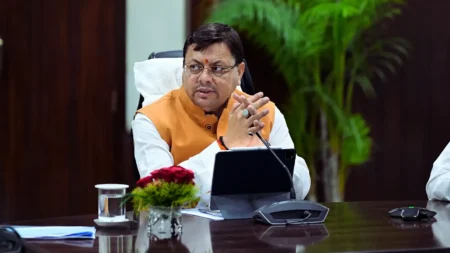 उत्तराखंड: CM धामी ने ₹38 करोड़ की विकास योजनाओं को दी मंजूरी, 5वें-6ठे वेतनमान के पेंशनरों का DA बढ़ा