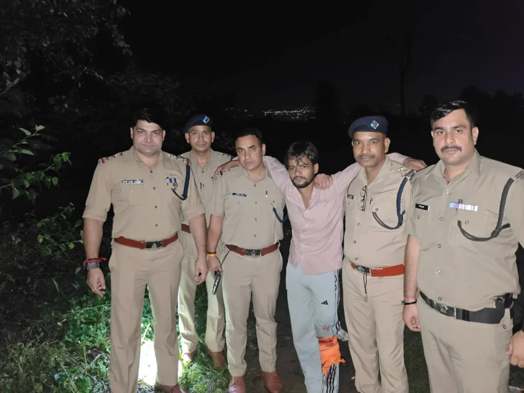 पटेल नगर में पुलिस-बदमाशों के बीच मुठभेड़, पैर में गोली लगने से एक बदमाश घायल