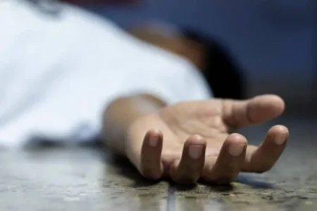 सेलाकुई के जमनपुर में जन्मदिन समारोह के दौरान विवाद, युवक की चाकू मारकर हत्या